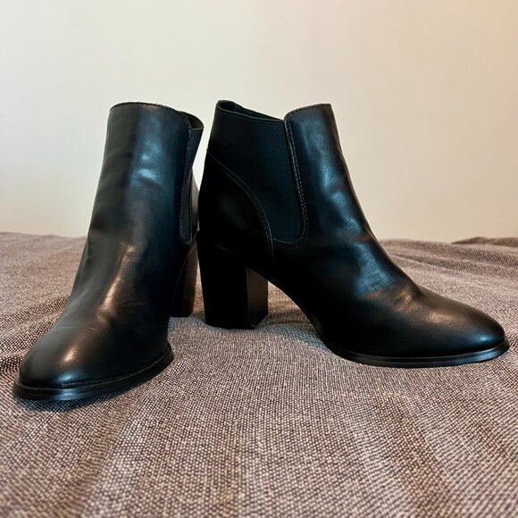 NWOT | Chelsea Crew Heeled Boots | Size 41 - Picture 3 of 7